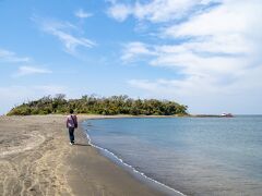 ここ、小豆島のあそこ?
ぐらいにあそこにそっくり。
あそこがでてこない。

エンジェルロード!

もっと綺麗だわいと
小豆島の方に叱られそー