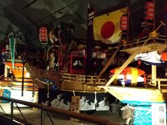 ゴールはこちらの長崎伝統芸能館。
ビデオで長崎くんちの様子を見ることができます。すごい熱気！