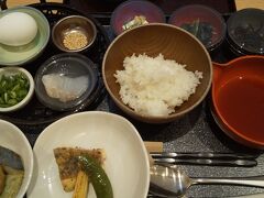 そしてドーミーインのお楽しみと言えば朝食！朝食で宇和島鯛めしが食べれるから昨日の夜は松山鯛めしを食べたのさ！