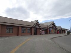 静内でJRバスに乗り換え