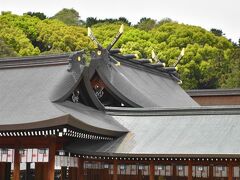 内拝殿、幣殿、そして本殿。