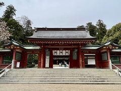 志波彦神社にお参りしましょう。