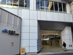 ●JR/京橋駅

JR/京橋駅は京阪電車との乗換駅というのもあって、いつ来てもめちゃくちゃ人が多いです。