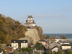 最後、立ち寄ったのは杵築城。