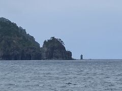 あ、見えたローソク島