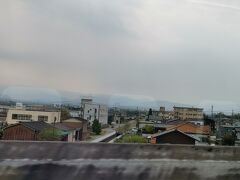 富山駅の前あたり
さらに曇ってます？