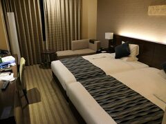 お部屋はいたってシンプル　かつ快適
成田空港周辺のホテルは築年数のある
年季が入ったホテルが多いと聞くが
ここはリノベーションしたのか快適でした。