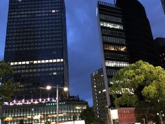 地下鉄で名駅(メイエキ)へ。名鉄百貨店でうまいもん祭り？してて、551買いに行きました。写真はありません