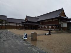 復元されたとてもりっぱな佐賀城本丸。