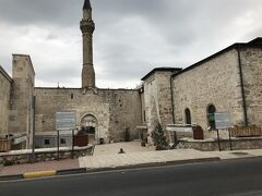 フズルベイ ジャーミィ