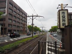 歩き疲れたので豊橋駅までは市電で。愛知県で唯一の路面電車です。
路面電車のある町っていいよね（いつも言ってる）。