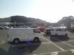 8:43
九州自動車道・基山PAに入りました。
ここは福岡県筑紫野市ですが‥