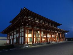 18:40
SHKフェリー旅‥
今夜は、SHKのH 阪九フェリーで神戸へ向かいます。

こちらは、奈良‥
‥ではなくて、阪九フェリー新門司ターミナルです。