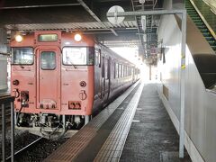 高岡で氷見線乗り換え。
直江津～高岡の普通運賃は2800円。
これだけで切符の値段を越えましたｗ