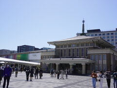 自転車を返し、奈良駅から伊丹空港までバスで移動。
奈良はバイクステーションが多いので使いやすいです。