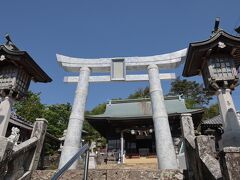 陶器の鳥居(二の鳥居？)