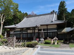 龍護寺
明知遠山氏の菩提寺として知られるお寺です。