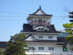 2日目、今日もいい天気です。富山城を目の前にして、行かず。