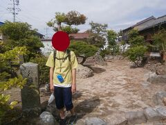  八幡社の向かい側には、松尾芭蕉の句碑がある水鶏塚があります。芭蕉が江戸から伊賀に向かう途中で佐屋に宿泊し読んだものだそうです。