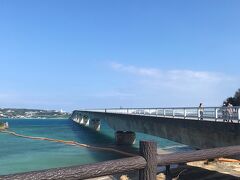 良いお天気です！
古宇利大橋に到着しました。