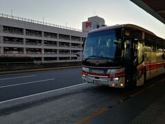 YCAT6:10のバスで羽田空港へ。空港まではスムーズでした。