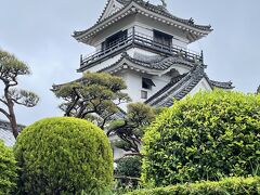 また、日本国内で江戸時代から天守が現存している12城のひとつなんだそうです。