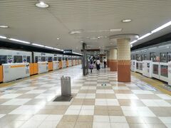 先月末で勤務地が変わり、JR南武線の通勤定期は解約。
東急沿線に出るにも費用が掛かるようになりました。
東急大井町線を大岡山駅まで乗車し、地下駅になっている駅から地上に出ました。
