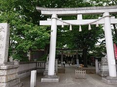 鬼子母神から近くの大鳥神社に来ました。
