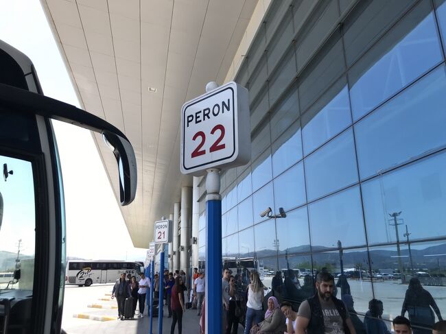 途中のAydinのバスセンターで休憩