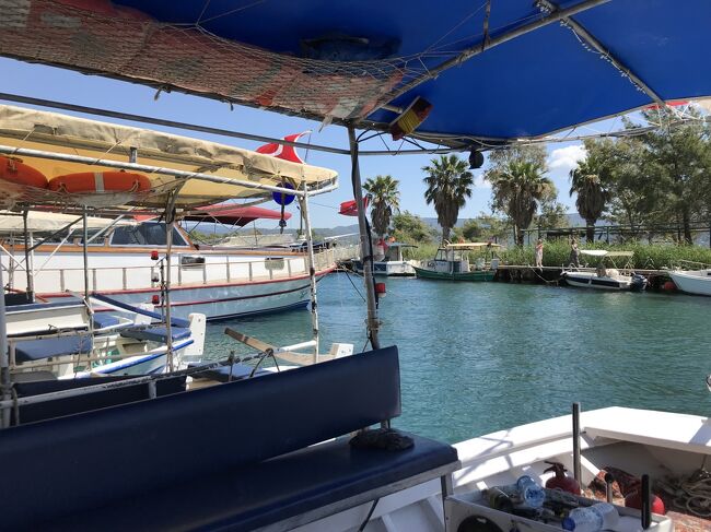 Azmak川ボートツアー