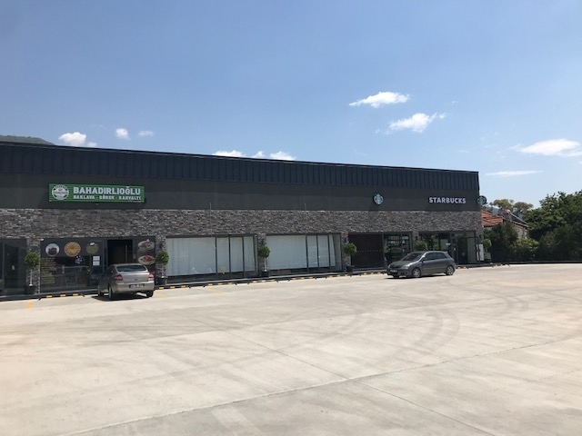 ガソリンスタンドが乗り場