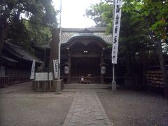 島の中心には神社がある。