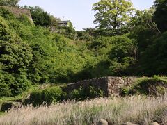 徳川親藩の水野家居城跡
石垣だけが残されている