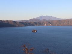 野付半島を出て摩周湖へ！
途中「摩周湖のアイス」でソフトクリーム
美味しくて子供にとられてしまった

摩周湖に到着　もう夕方
