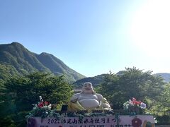 ホテルを15時半に出発。
ここから軽井沢まで近いから、行ってみたいって言ってたでしょう？
行こうか。

なんてステキなの！
短時間でも嬉しいよ～。憧れの軽井沢。

伊香保温泉について調べていたら、謎の台湾系のお寺があると知り
台湾好きの彼に伝えると行ってみようということになり
立ち寄りました。