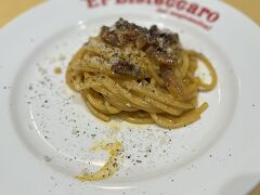 そして、スパゲティ・カルボナーラも！！！
濃厚でヴォーノ