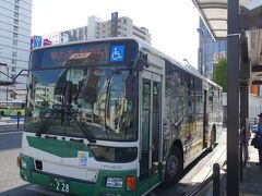 　福山駅前から鞆の浦行きの鞆鉄バスが３０分毎に出ています。