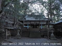 八上王子跡

現在も八上神社として残っており、境内には西行が熊野詣の途上にここの桜を見て詠んだ歌の歌碑があります。


八上王子跡：http://www.town.kamitonda.lg.jp/section/kami50y/kami50y01002.html
八上神社：http://wakayama-jinjacho.or.jp/jdb/sys/user/GetWjtTbl.php?JinjyaNo=7039
西行：https://ja.wikipedia.org/wiki/%E8%A5%BF%E8%A1%8C