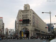 東武鉄道 【浅草駅】
1931年(昭和6年)築、1974年(昭和49年)改修、2012年(平成24年)改修

平成の改修により、耐震補強と共にネオ・ルネサンス様式の当初の姿が再現されました。
