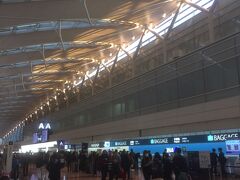 松山まではANA便に搭乗するので、第２ターミナルを利用しました。
