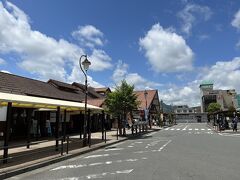 河口湖駅からは、高速バスでバスタ新宿へ。