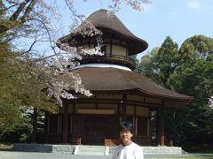 上野公園にある松尾芭蕉を祀る俳聖殿