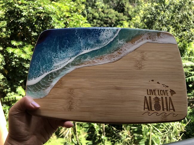 お買い上げ～!<br />45ドルでした。<br />チーズとかフルーツとか乗せて、オードブル用にするといいな～と思って。