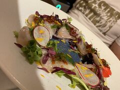 夕食はベルニーニ。友人の仕事の知り合いの食事に付き合わされたかっこうですが、美味しかったし楽しかったです。