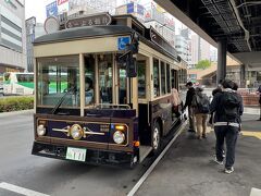 勾当台公園駅に戻り、地下鉄で仙台駅へ。

ここから仙台市内の観光バス「るーぷる仙台」に乗って市内の観光名所を巡ります。1日券を購入しました。バスもレトロな雰囲気があっていいですよね。