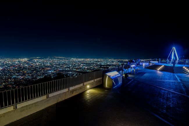 ケーブルカーやロープウエイの待ち時間は<br />上りも下りも長かった…。<br />時間に余裕を持って行かないと<br />かなりヤバいことになりそうです。<br /><br />ちなみに今回は<br />ダイナミックパッケージの安いクーポンがあり<br />ロープウエイとケーブルカーの往復券を<br />100円で購入出来ました～。