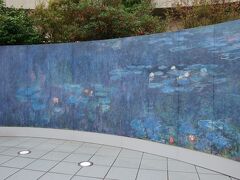 オランジュリー美術館の大壁画を再現したものが、
徳島県の大塚国際美術館にあります。
