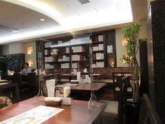 今日は由布院駅へ出発する日。JALシティー長崎の朝食会場は中華料理のお店でした。中華風の朝食で今までホテルの感じとちょっと変わっていました。おいしかったです。
