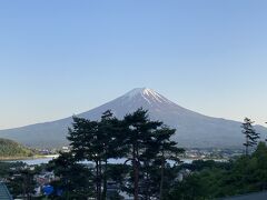 3日目の朝です。おそらく最後になる富士山をコテージのベランダから撮影してコテージを9時半ぐらいにさりました。