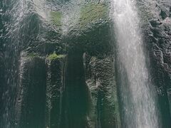 真名井の滝の存在は高千穂峡の絶景を更に良くしていると感じます。
